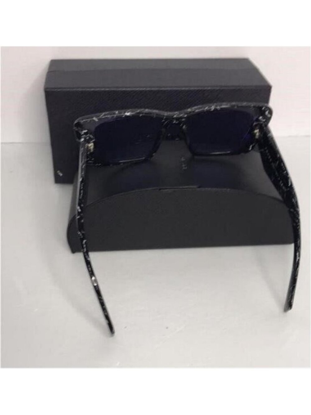 Authentic- New - PRADA Oversized Woman Sunglasses 0PR 08YS Havana Black/White - Picture 11 of 12